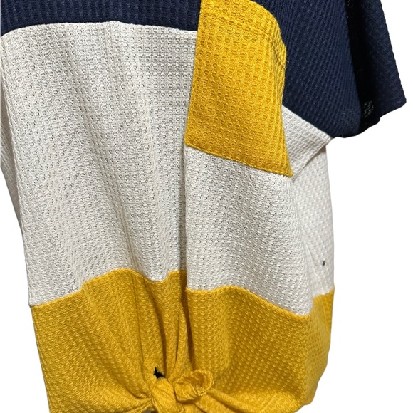 Tri-colored Entro blouse - Picture 3 of 4